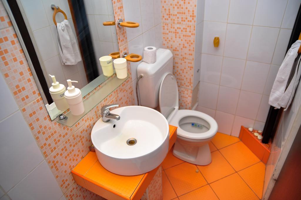 Alegro Studio Apartment Bucarest Esterno foto
